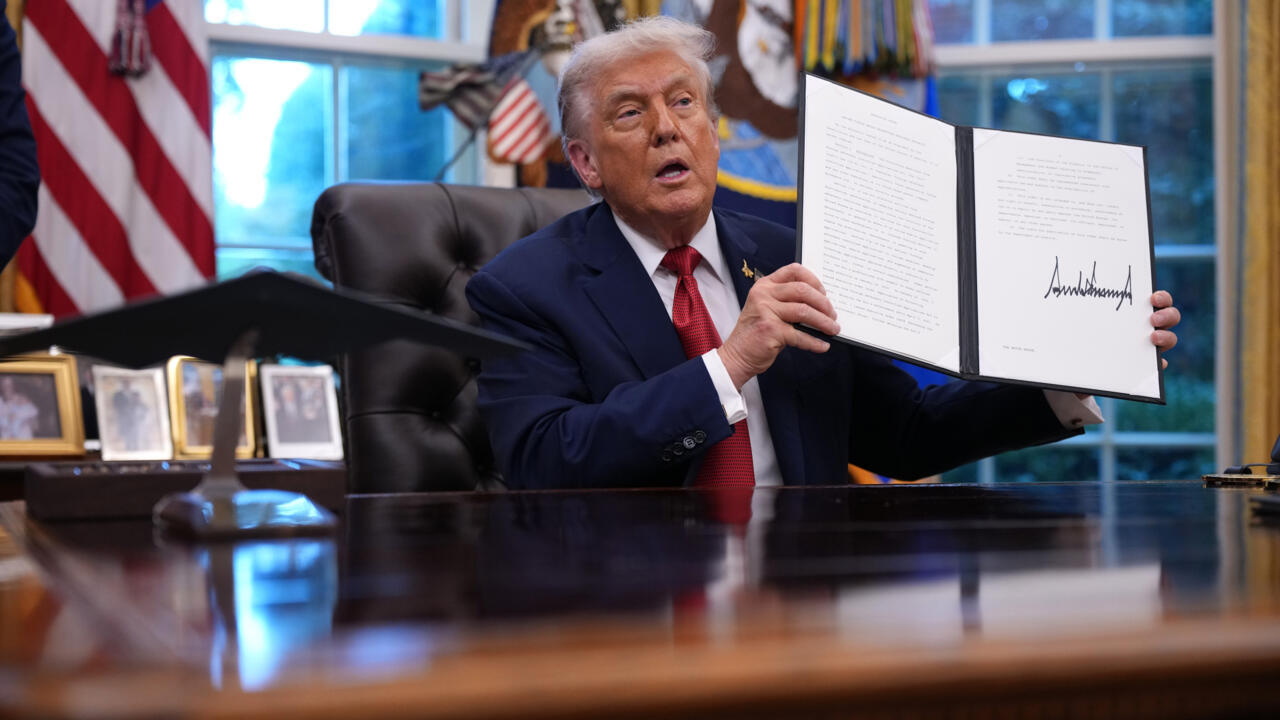 Trump signs TikTok order